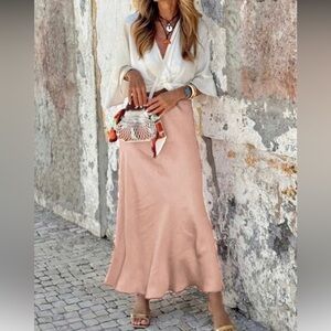 Elegant Pink Maxi Skirt